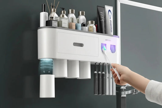 Toothbrush Storage Rack Magnetic Adsorption Inverted Toothbrush Rack Wall-Mounted Automatic Squeeze Toothpaste Storage Rack