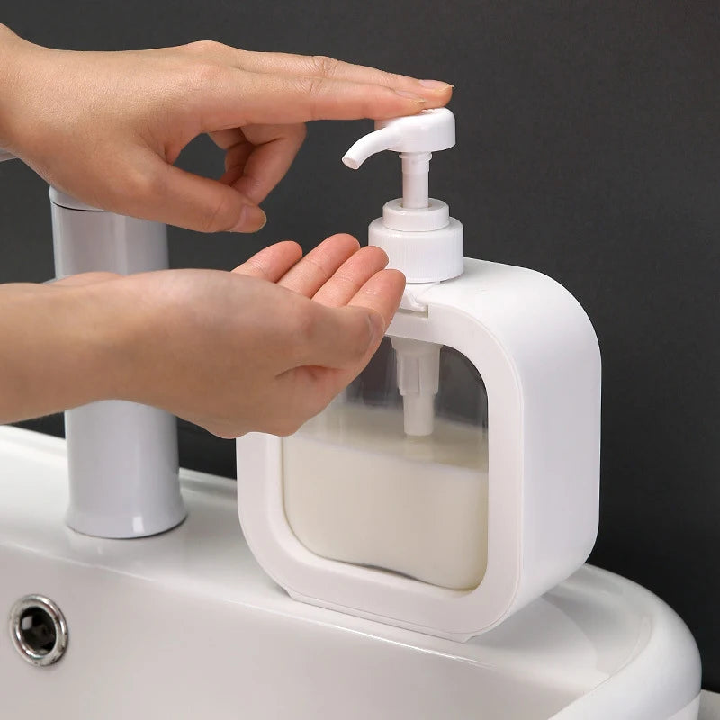 Minimalist Pump Bottle for Soap & Shampoo